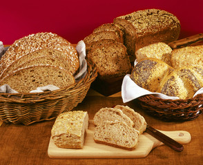 Vollkornbrote und -brötchen