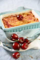 Überbackener Milchreis mit Kirschen