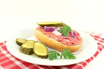Mettbrötchen