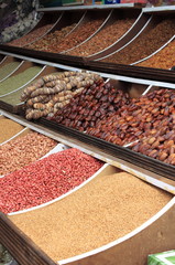 Dried fruits and legumes