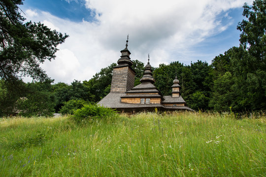 wooden farmhouse in Pyrohiv in Ukraine