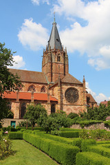 Fototapeta na wymiar Kirche St. Peter und Paul Wissembourg