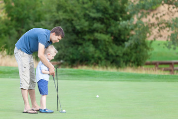 Fototapeta premium family of two at the golf course