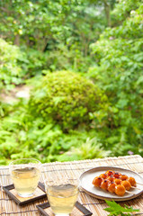 日本茶と御手洗団子