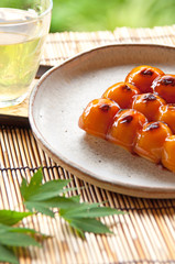 日本茶とみたらし団子