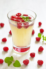 Limoncello raspberry cooler