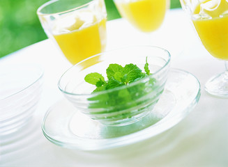 orange juice and mint