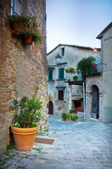 Fototapeta na wymiar Tuscany - Italy old town alley