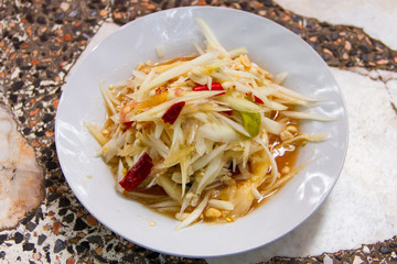 Green papaya salad