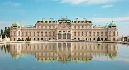 Vienna - Belvedere palace in morning light - obrazy, fototapety, plakaty