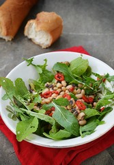 beans and ruccola salad