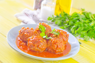 meat ball with tomato sauce