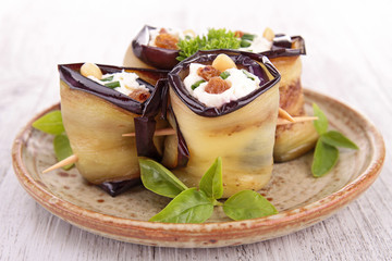 eggplant rolled with cheese