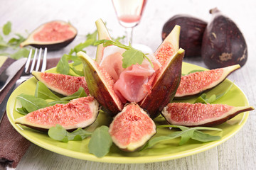 appetizer, fig salad with proscuitto ham