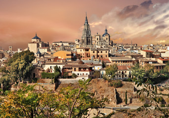 Fototapeta na wymiar Toledo - średniowieczne miasto z Hiszpanii