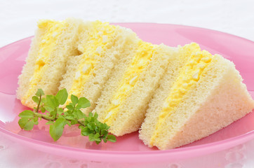 Egg salad sandwich