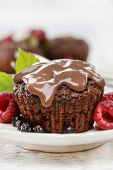 Chocolate cake with raspberries
