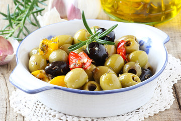 Appetizer salad of Olives de Provence in white bowl © kuvona