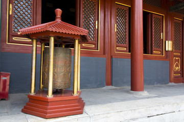 Beijing, Lama Temple - Yonghe Gong Dajie - Prayer wheels
