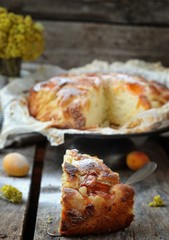 apricot pie