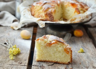 apricot pie