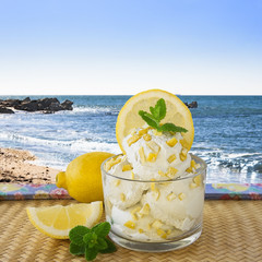 Sorbete de limón, helado.