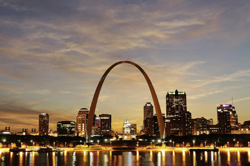 St. Louis Skyline at twilight, Missouri - obrazy, fototapety, plakaty