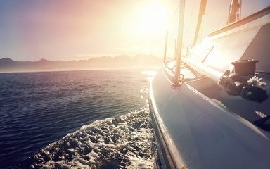 sailing ocean boat © Daxiao Productions