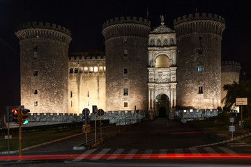 Fototapeta na wymiar Naples nocturne on Castello Maschio Angioino