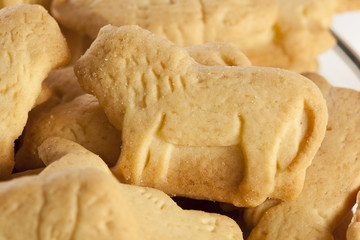 Crunchy Lemon Animal Cracker Cookies
