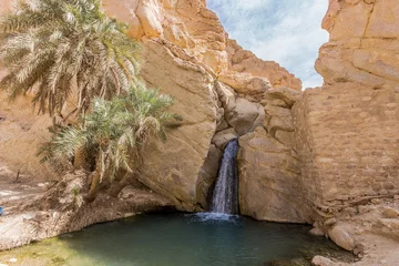 Keuken spatwand met foto mountain oasis Chebika in Sahara desert, Tunisia © pavel068