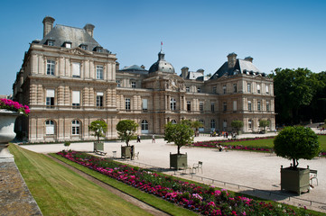 Fototapeta na wymiar jardin du Luxembourg à Paris