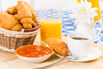 early breakfast