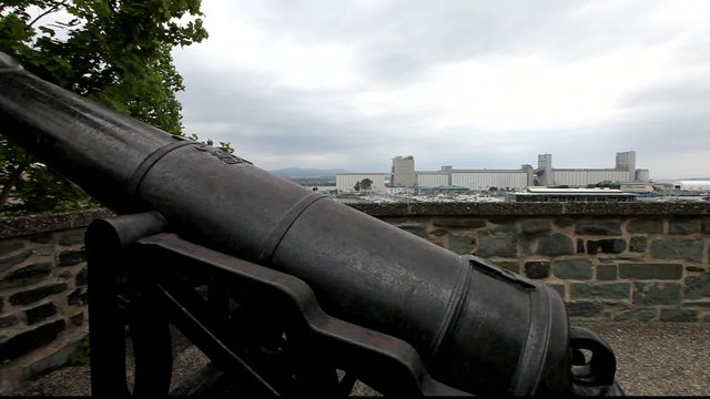Canon &agrave; Qu&eacute;bec