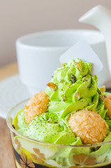 Green tea cake&tea cup