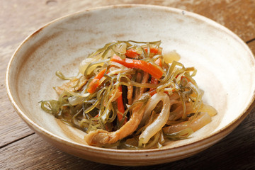 切り昆布の煮物