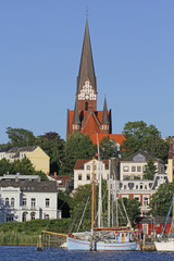 Flensburger Hafen mit St.Jürgen Kirche