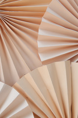 Fanning paper