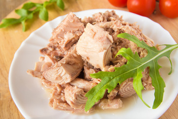 Tuna