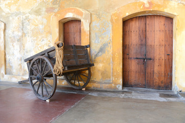 Fototapeta na wymiar Old Cart in San Juan Puerto Rico