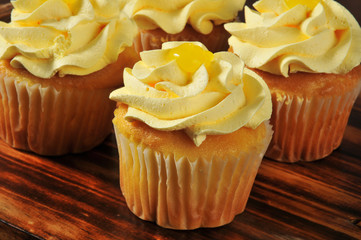 Lemon cupcakes