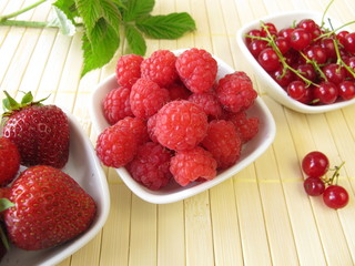 Rote Sommerbeeren