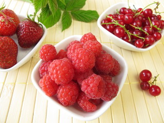 Rote Sommerbeeren