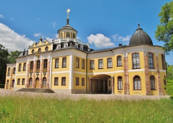 Fototapeta na wymiar Zamek Belvedere w Weimarze