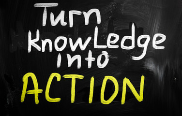 Obraz premium Business ideas handwritten with white chalk on a blackboard