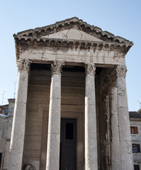 Templo de Augusto (Pula)