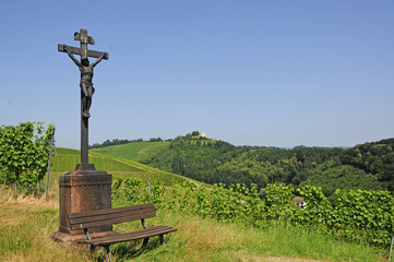 Fototapeta na wymiar Schloss Staufenberg Durbach mit Schwarzem Kreuz