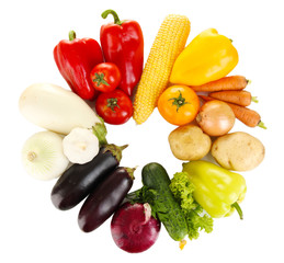 Fototapeta na wymiar Bright colorful vegetables isolated on white background