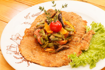 Schnitzel with vegetables