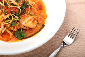 パスタとフォーク